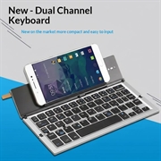608 Tri-Fold trådløst tastatur med dobbeltkanalskift og stativ - Grå