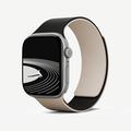 Apple Watch (42/44/SE/45/46/49mm) MOFT Snap Duo-rem - hvid / sort