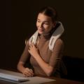Dreame N40 Pro nakke- og skuldermassager med varme - hvid