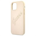 Guess Saffiano Vintage Script iPhone 12/12 Pro Cover - Guld