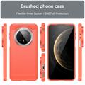 Huawei Mate 70 Pro/70 Pro+ Børstet TPU Cover - Karbonfiber - Rød
