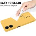 Motorola Moto E14 Liquid Silikone Cover med Strop - Gul