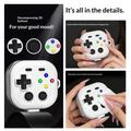 Samsung Galaxy Buds 4/4 Pro-etui i gaming-controller-stil med karabinhage og rengøringsværktøj - hvid