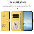 Samsung Galaxy S26 Ultra-pungetui med hjerter og blomster - gul