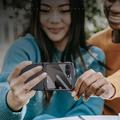 Samsung Galaxy Z Flip8 Plastikcover med ydre hærdet glasskærmbeskytter