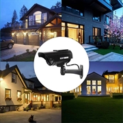 Solcelledrevet dummy-sikkerhedskamera med blinkende LED - sølv