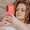 Sony Xperia 1 VII Børstet TPU Cover - Karbonfiber - rød