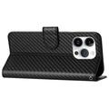 iPhone 15 Pro Premium Wallet-etui med rem - kulfiberstruktur - kulsort