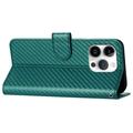 iPhone 15 Pro Premium Wallet-etui med rem - kulfiberstruktur - Kulstofgrøn