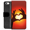 iPhone 5/5S/SE Premium Flip Cover med Pung - Hjertesilhuet