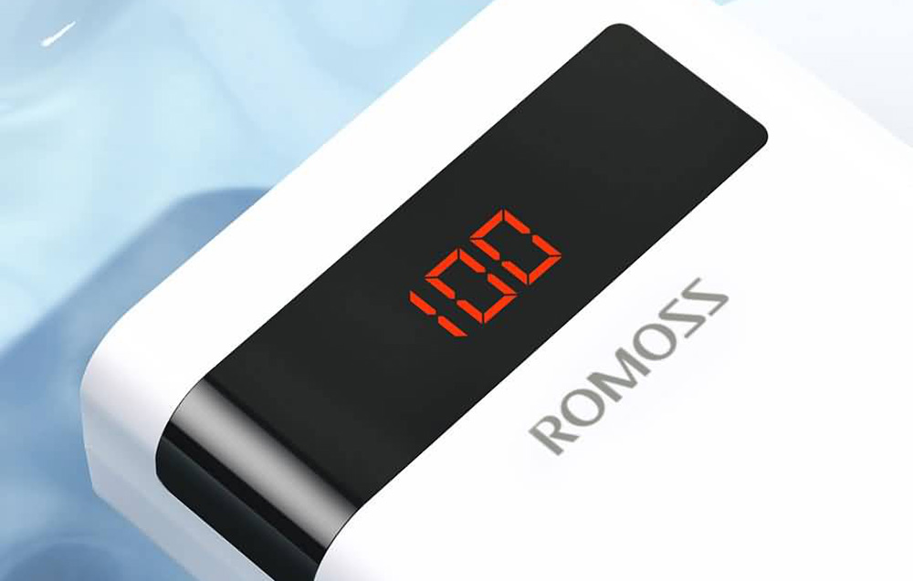 Romoss Sense 8P+ Power Bank 30000mAh m. LED-display - 2xUSB-A, USB-C - Hvid