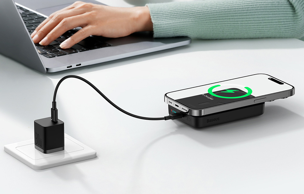 Baseus Magnetic Mini Wireless Power Bank 10000mAh - USB-C 30W, MagSafe-kompatibel - sort